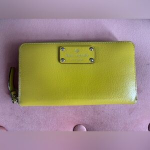 Kate Spade - Large Zippered Wallet - Key Lime Green